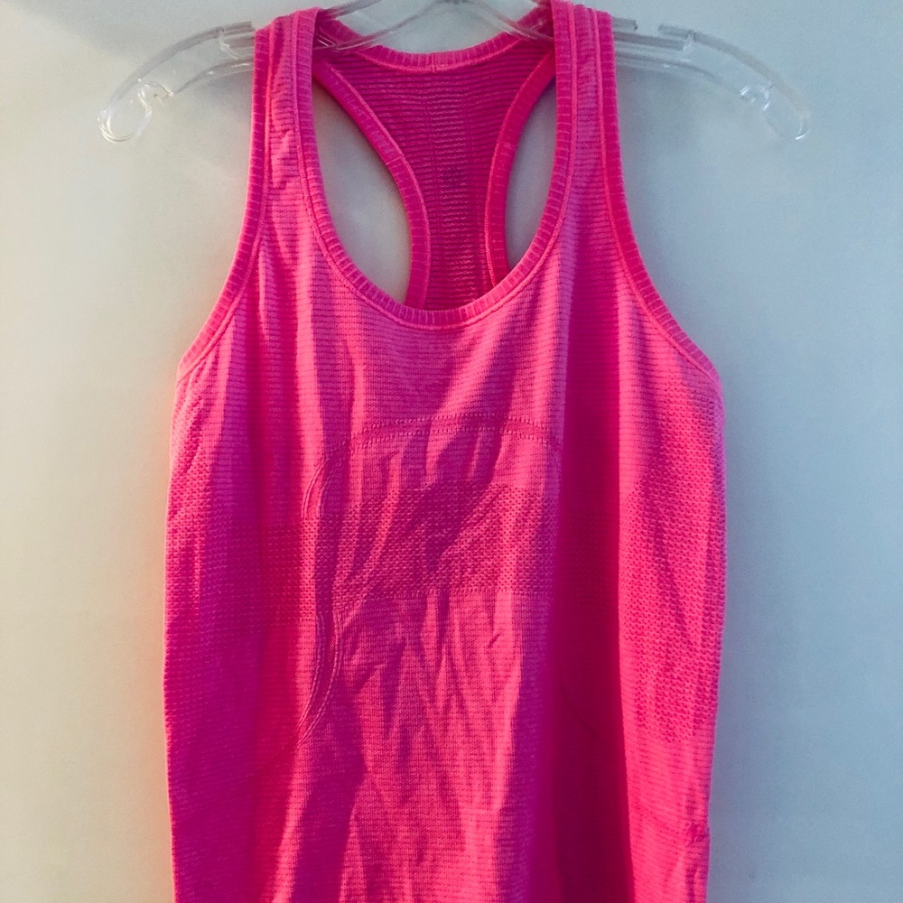Lululemon Swiftly Tech Tank - Size 6